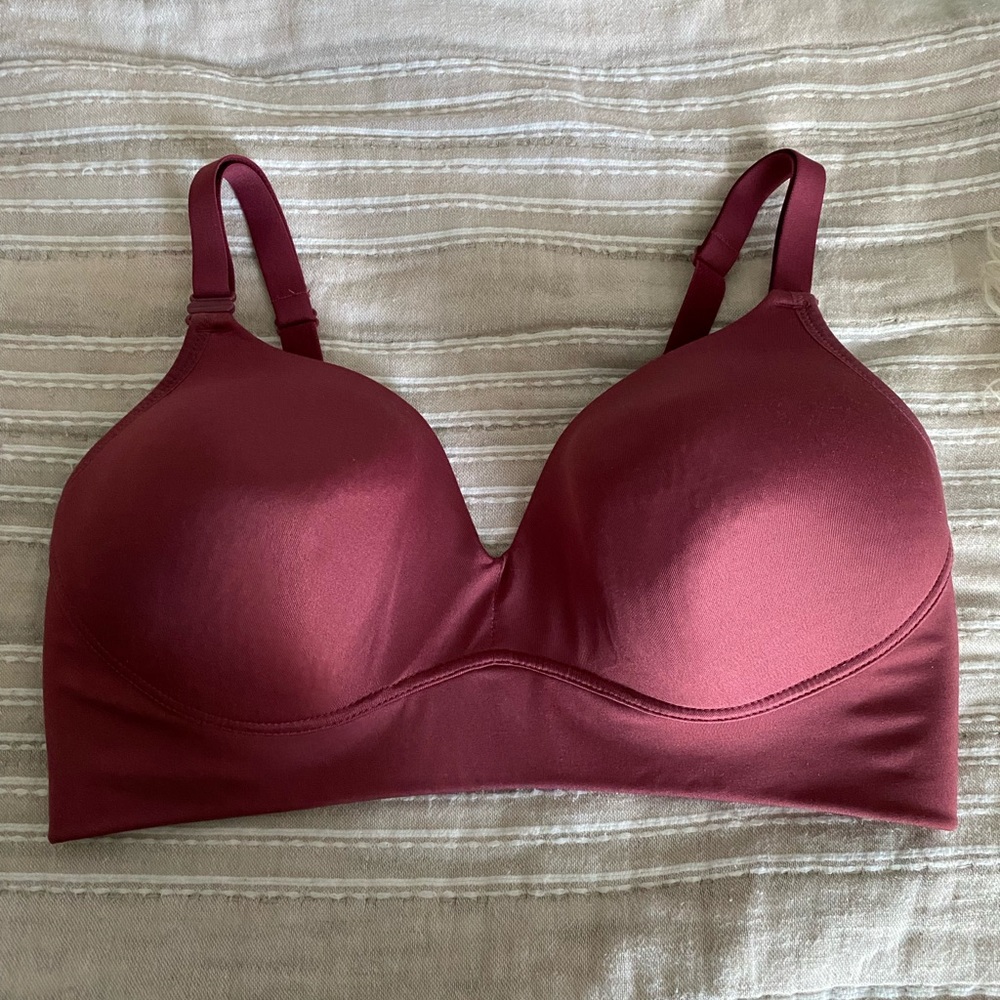 ❗25% off 2❗ Warner’s wireless bra